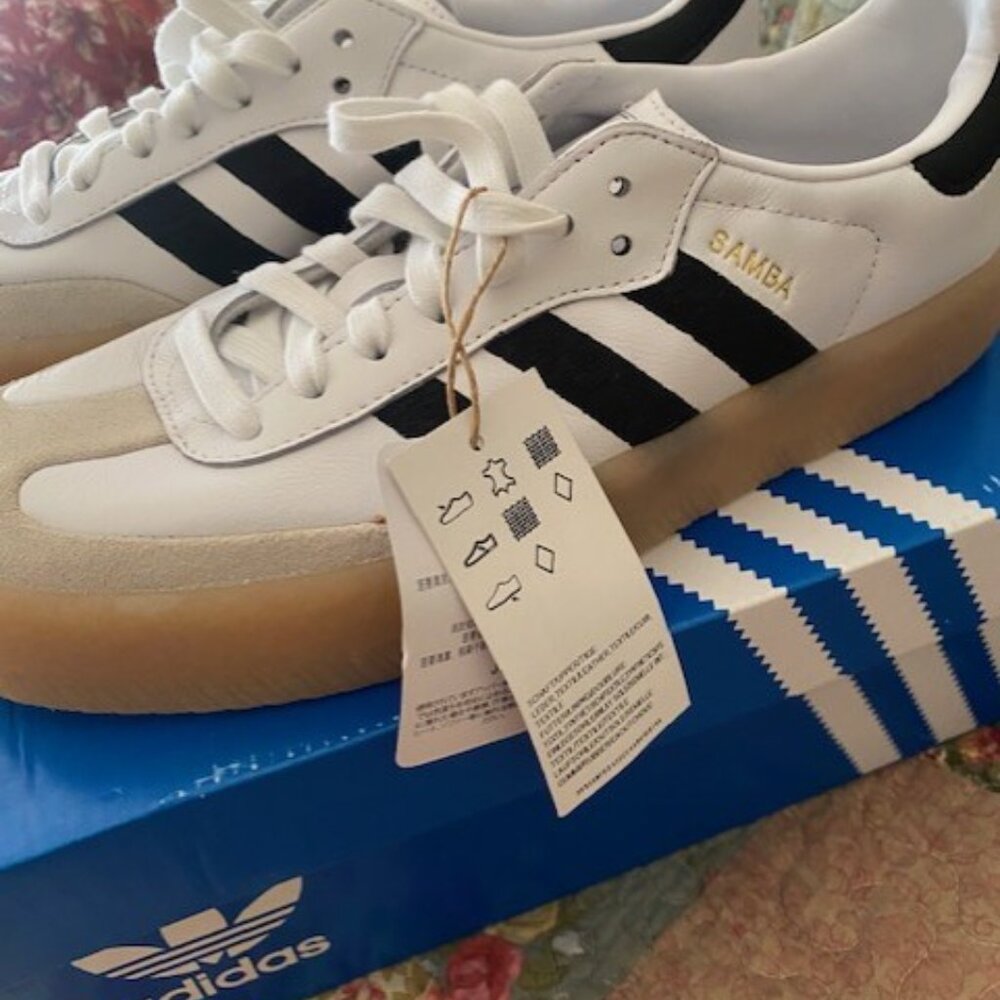 Adidas 8.5 Sambae W